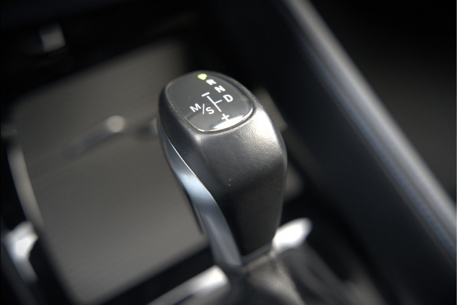 BMW X1 xDrive25e Business Ed. Plus M Sport | Adaptive Cruise Control | Leer | Keyless | Camera | Stuurverwarming | Stoelverwarming | Trekhaak | Shadow line | DAB | HIFI | Automaat | PDC | Navigatie |