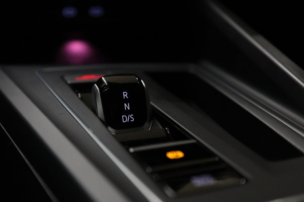 Volkswagen Golf 2.0 TSI GTI 45 JAHRE CLUBSPORT AKRA/NURBURGRINF/PANO/HUD/H-K/VOL