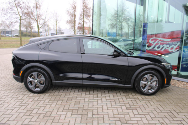 Ford Mustang Mach-E Extended RWD 98 kWh | Panoramadak | Trekhaak | Bang&Olufsen | Elektrische achterklep