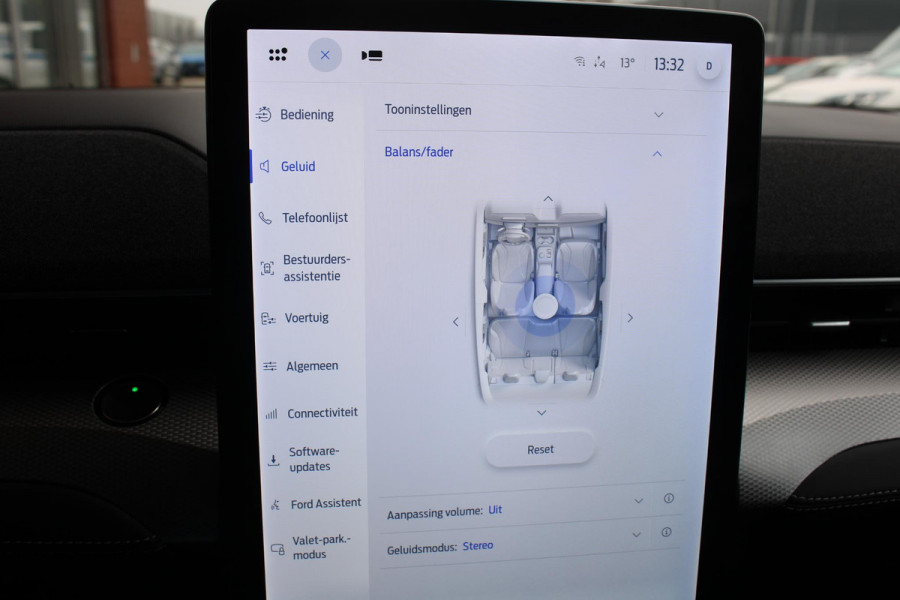 Ford Mustang Mach-E Extended RWD 98 kWh | Panoramadak | Trekhaak | Bang&Olufsen | Elektrische achterklep