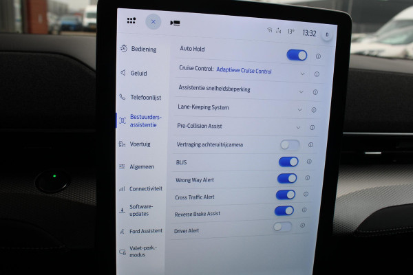 Ford Mustang Mach-E Extended RWD 98 kWh | Panoramadak | Trekhaak | Bang&Olufsen | Elektrische achterklep