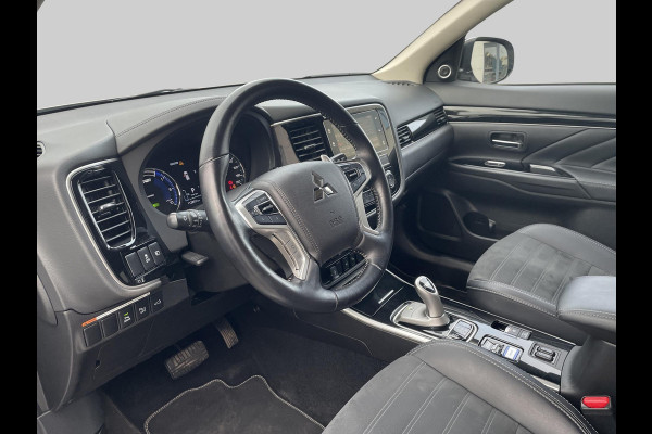 Mitsubishi Outlander 2.4 PHEV Intense+ | Trekhaak