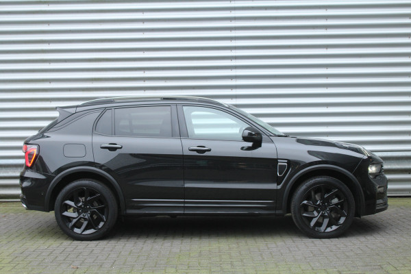 Lynk & Co 01 1.5 262pk PHEV Black Edition 360 Camera SoH 99% BTW NL-Auto NAP Panoramadak Clima Cruise Navi Carplay  20"LMV El. Klep