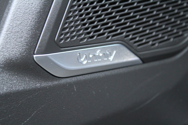 Lynk & Co 01 1.5 262pk PHEV Black Edition 360 Camera SoH 99% BTW NL-Auto NAP Panoramadak Clima Cruise Navi Carplay  20"LMV El. Klep