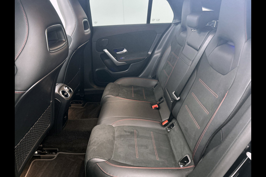 Mercedes-Benz CLA-Klasse Shooting Brake 200 Solution AMG (PANORAMADAK, SFEERVERLICHTING, ADAPTIVE CRUISE, GOED ONDERHOUDEN)