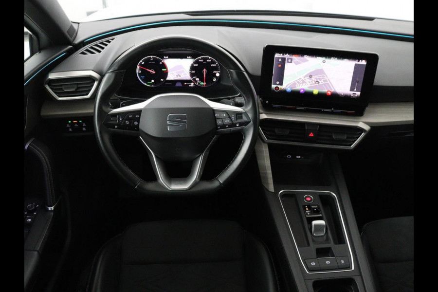 Seat Leon 1.4 TSI eHybrid PHEV Xcellence | Leder/Alcantara | Stoelverwarming | Adaptive cruise | Carplay | Sfeerverlichting | Navigatie | Stuurverwarming | Keyless | Full LED | Plug In