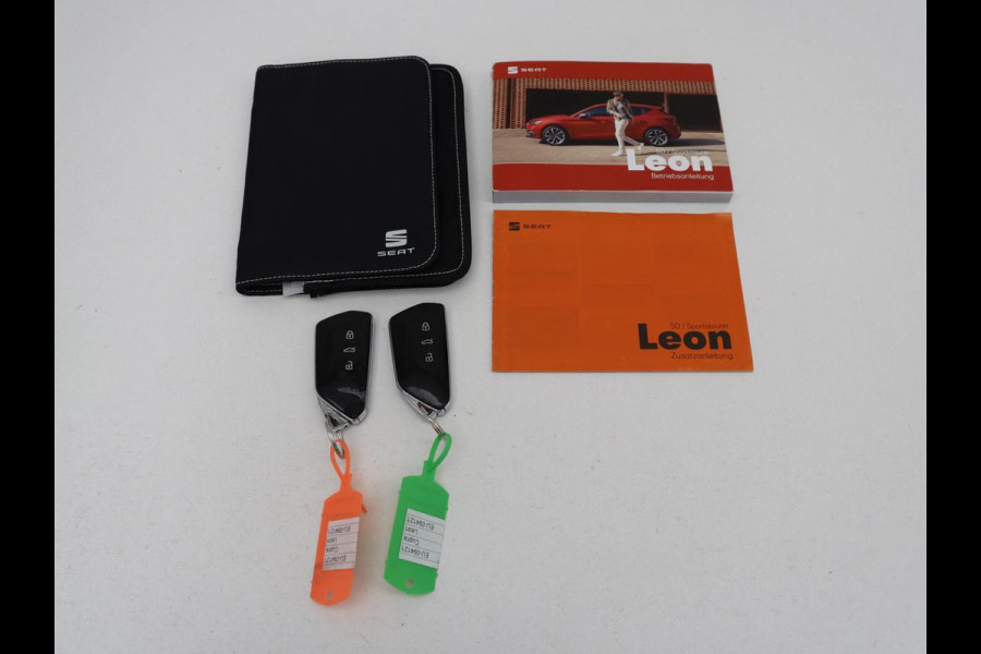 Seat Leon 1.4 TSI eHybrid PHEV Xcellence | Leder/Alcantara | Stoelverwarming | Adaptive cruise | Carplay | Sfeerverlichting | Navigatie | Stuurverwarming | Keyless | Full LED | Plug In