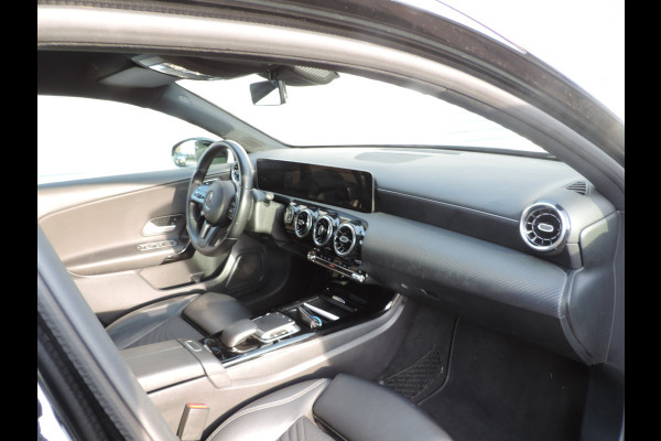 Mercedes-Benz A-Klasse 200 Business Solution AMG
