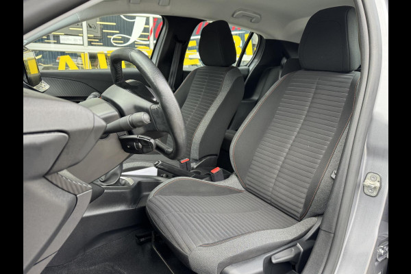 Peugeot 208 1.2 PureTech Active Pack 46.000 KM - Apple CarPlay / Navigatie I Airco I LED I PDC I Sport velgen I Dealer onderhouden