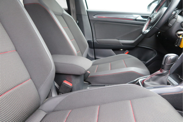 Volkswagen T-Roc 1.5 TSI 150pk DSG Business R-Line Sport Led, Camera , PDC , Virtual cockpit, Navi , Carplay, DAB+ Electr. achterklep