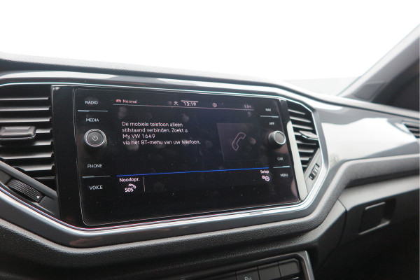 Volkswagen T-Roc 1.5 TSI 150pk DSG Business R-Line Sport Led, Camera , PDC , Virtual cockpit, Navi , Carplay, DAB+ Electr. achterklep