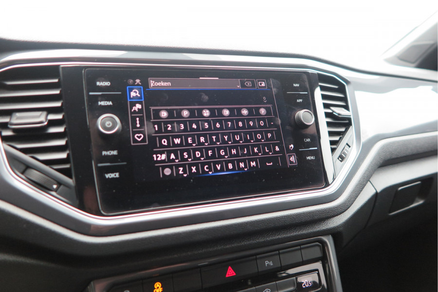 Volkswagen T-Roc 1.5 TSI 150pk DSG Business R-Line Sport Led, Camera , PDC , Virtual cockpit, Navi , Carplay, DAB+ Electr. achterklep
