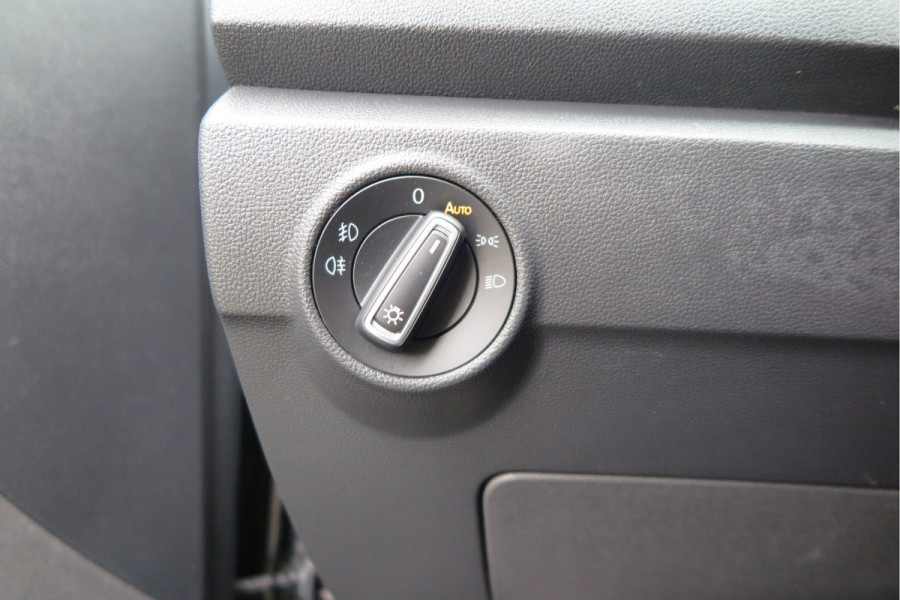 Volkswagen T-Roc 1.5 TSI 150pk DSG Business R-Line Sport Led, Camera , PDC , Virtual cockpit, Navi , Carplay, DAB+ Electr. achterklep