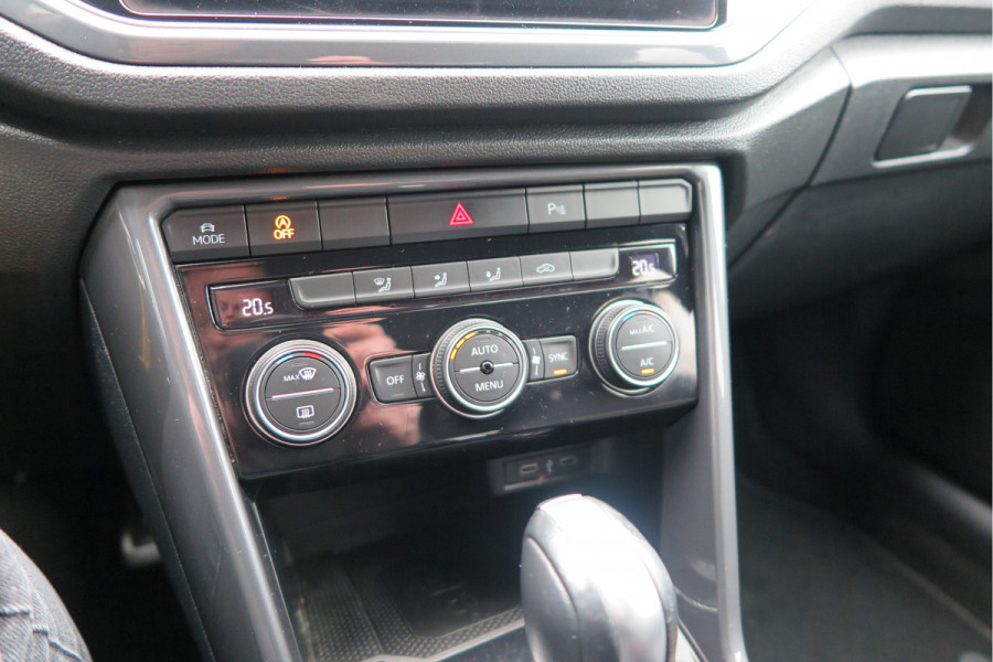 Volkswagen T-Roc 1.5 TSI 150pk DSG Business R-Line Sport Led, Camera , PDC , Virtual cockpit, Navi , Carplay, DAB+ Electr. achterklep