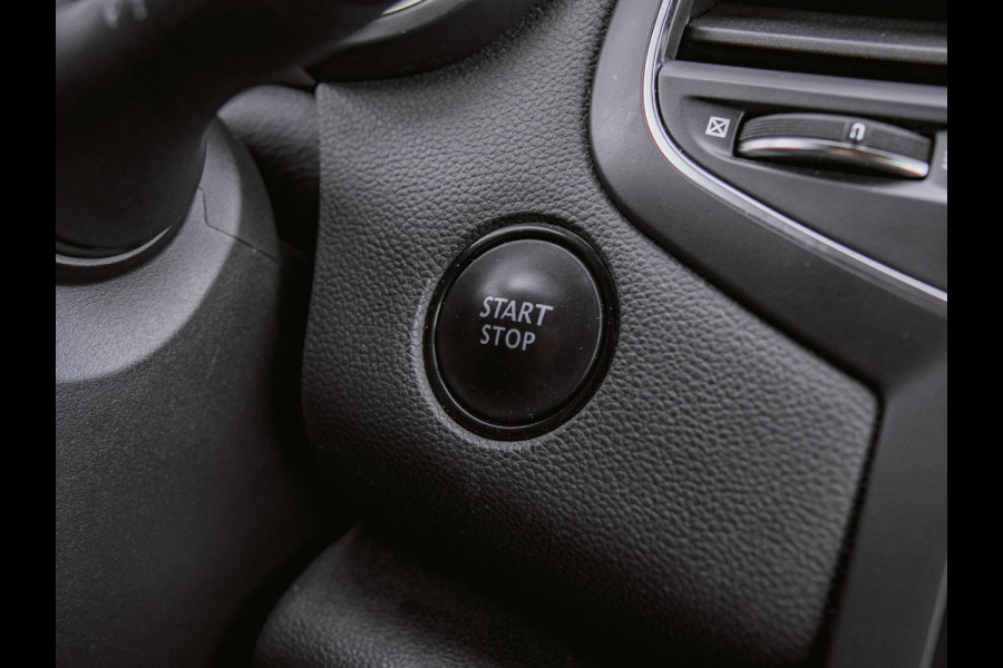 Renault Mégane Estate 1.3 TCe Limited Cruise|PDC|Navi|Keyless