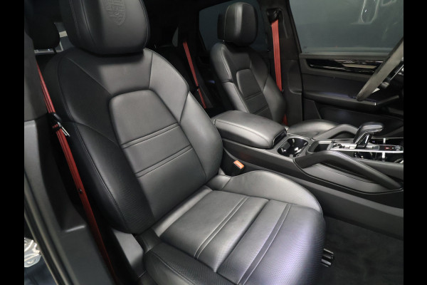 Porsche Cayenne 3.0 E-Hybrid [SPORT CHRONO, SPORT DESIGN, LED MATRIX PDLS PLUS, LUCHTVERING, SCHUIFKANTELDAK, TREKHAAK INKLAPBAAR, MEMORY SEATS, BOSE SOUND, STOELVERKOELING, HEAD-UP, APPLE CARPLAY, ANDROID, 360 CAMERA, A