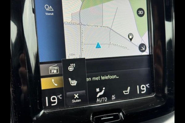 Volvo XC60 2.0 T5 Momentum - Dealer onderhouden - Trekhaak