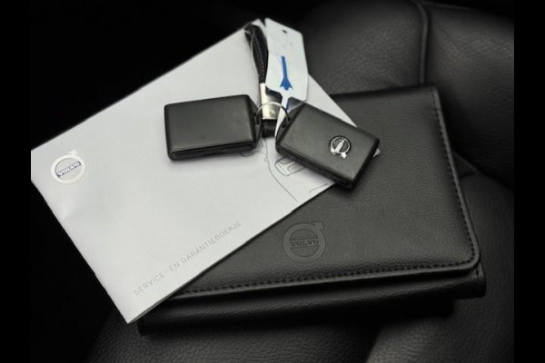Volvo XC60 2.0 T5 Momentum - Dealer onderhouden - Trekhaak