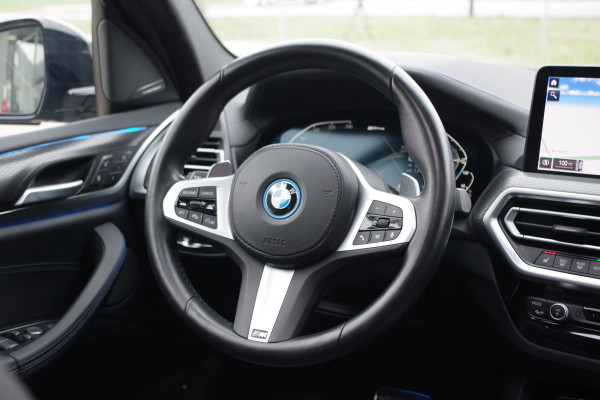 BMW X3 xDrive30e 293 PK High Executive M-Sport, Kuipstoelen, H/K Sound, Panoramadak, Adap. Cruise Control