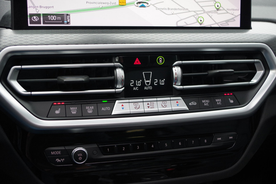 BMW X3 xDrive30e 293 PK High Executive M-Sport, Kuipstoelen, H/K Sound, Panoramadak, Adap. Cruise Control