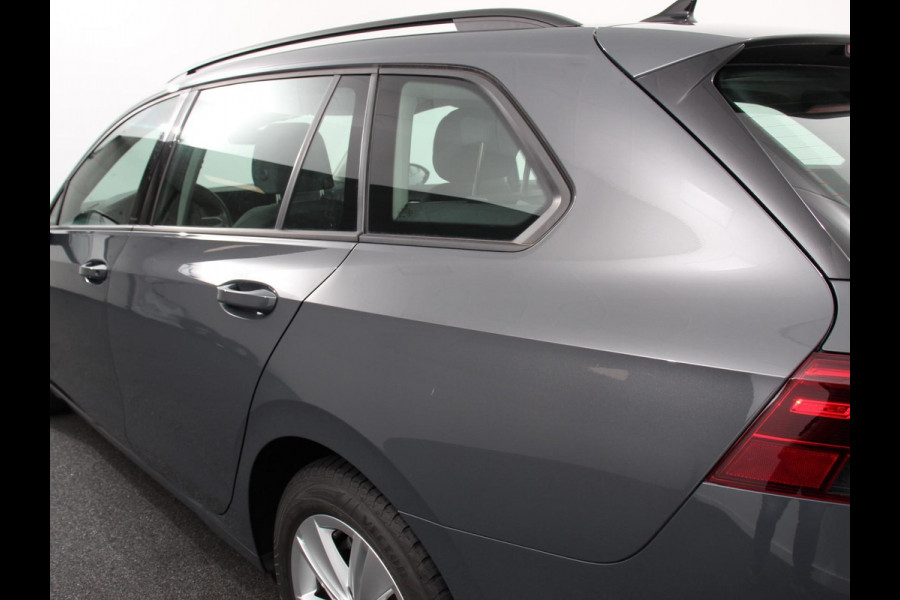 Volkswagen Golf Variant 1.5 eTSI 130pk DSG Life | Navigatie | Apple Carplay/Android Auto | Inklapbare trekhaak | Parkeersensoren | Adaptive Cruise Control | Stoel- en stuurverwarming | Climate Control | Lichtmetalen Velgen