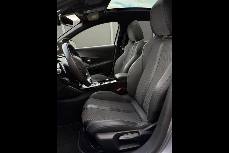 Peugeot 208 Hybrid 136 e-DCS6 GT Premium Panorama