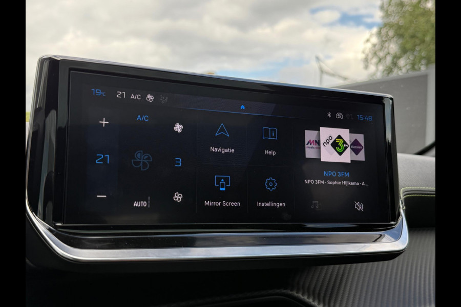 Peugeot 208 Hybrid 136 e-DCS6 GT Premium Panorama