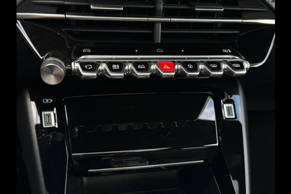 Peugeot 208 Hybrid 136 e-DCS6 GT Premium Panorama