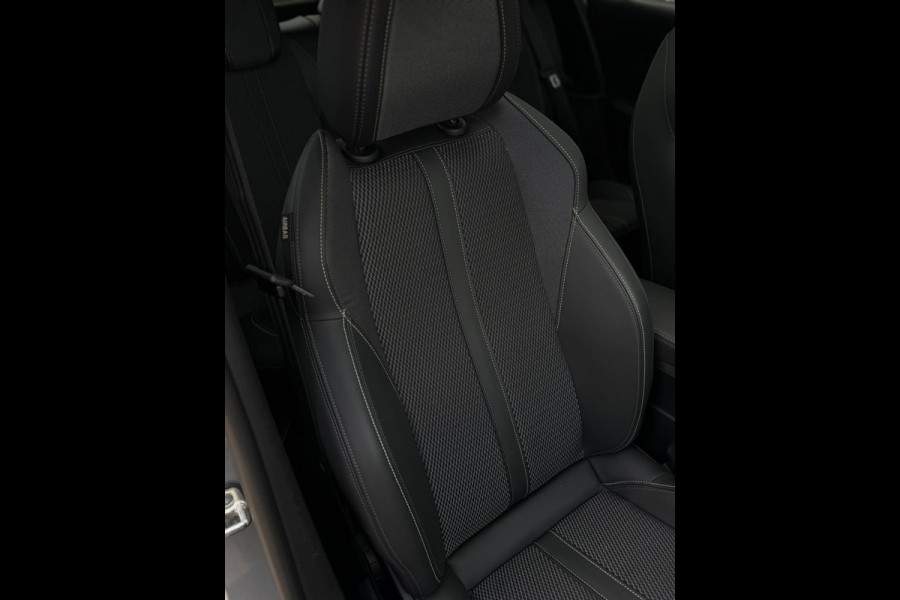 Peugeot 208 Hybrid 136 e-DCS6 GT Premium Panorama