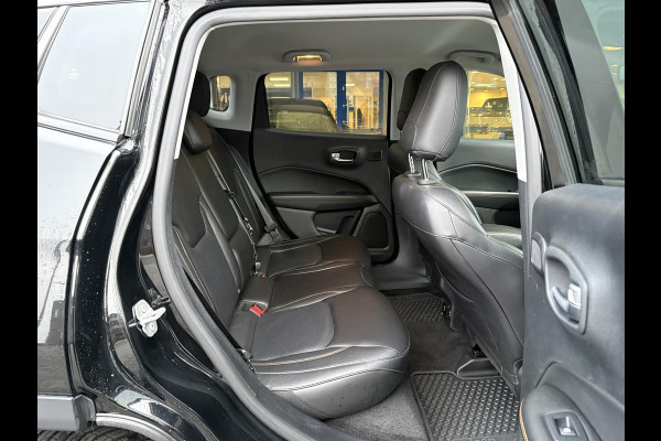 Jeep Compass 1.4 MultiAir Opening Edition Plus | Leder | Beats Audio | Stoel- & Stuurverwarming | Navigatie | Elek. Verstelbare Stoelen | Xenon |