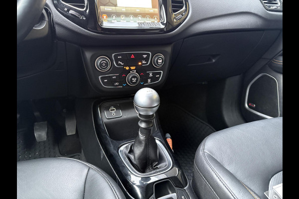 Jeep Compass 1.4 MultiAir Opening Edition Plus | Leder | Beats Audio | Stoel- & Stuurverwarming | Navigatie | Elek. Verstelbare Stoelen | Xenon |