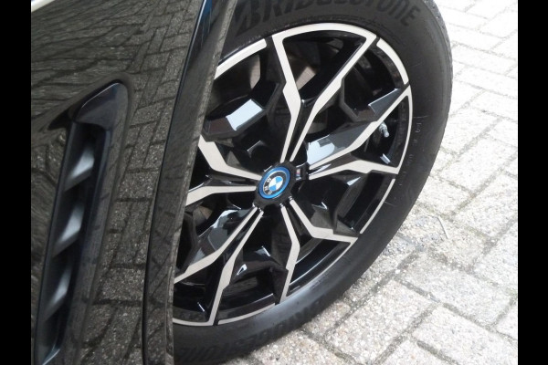 BMW X3 XDrive30e LCI|M-Sport|Panodak|Memory|Leder|Keyless-Entry|Sportstoel|HiFi-Audio|Live-Cockpit-Pro