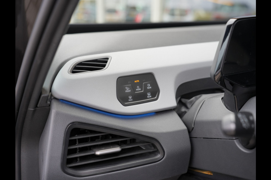 Volkswagen ID.3 First Plus 58 kWh SOH 91% | IQ Lights | Camera | Stoelverwarming | Android/Apple Carplay