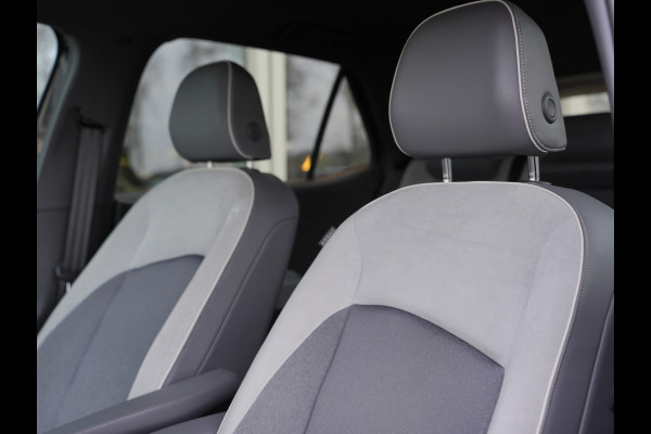 Volkswagen ID.3 First Plus 58 kWh SOH 91% | IQ Lights | Camera | Stoelverwarming | Android/Apple Carplay