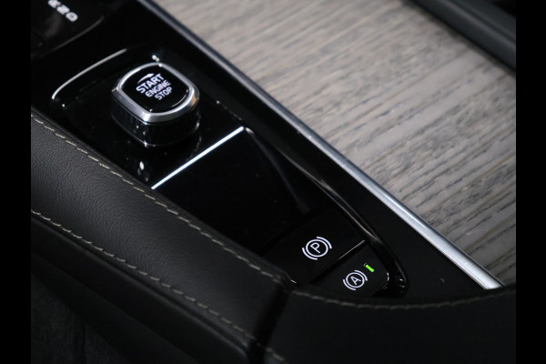 Volvo XC90 2.0 T8 Recharge AWD Inscription 7P [SCHUIFDAK, TREKHAAK, 360° CAMERA, LUCHTVERING, HARMAN KARDON, APPLE CARPLAY, STUUR VERWARMD, STOELVENTILATIE, ACHTERBANK VERWARMD, NIEUWSTAAT]