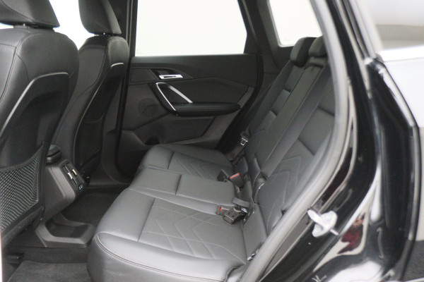 BMW X1 xDrive25e Leer, Camera, Sfeerverlichting, Apple Carplay, PDC