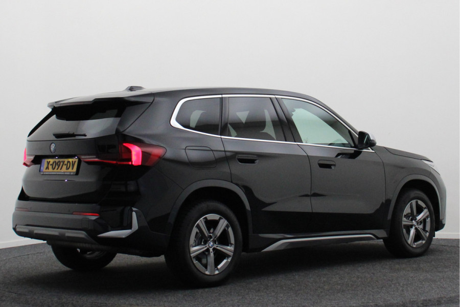 BMW X1 xDrive25e Leer, Camera, Sfeerverlichting, Apple Carplay, PDC