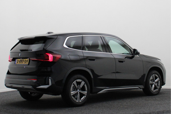 BMW X1 xDrive25e Leer, Camera, Sfeerverlichting, Apple Carplay, PDC