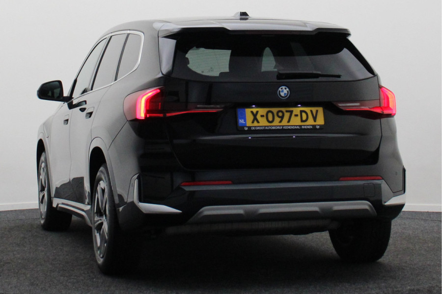 BMW X1 xDrive25e Leer, Camera, Sfeerverlichting, Apple Carplay, PDC