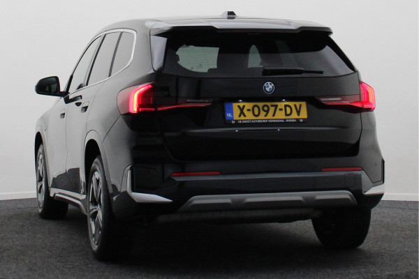 BMW X1 xDrive25e Leer, Camera, Sfeerverlichting, Apple Carplay, PDC