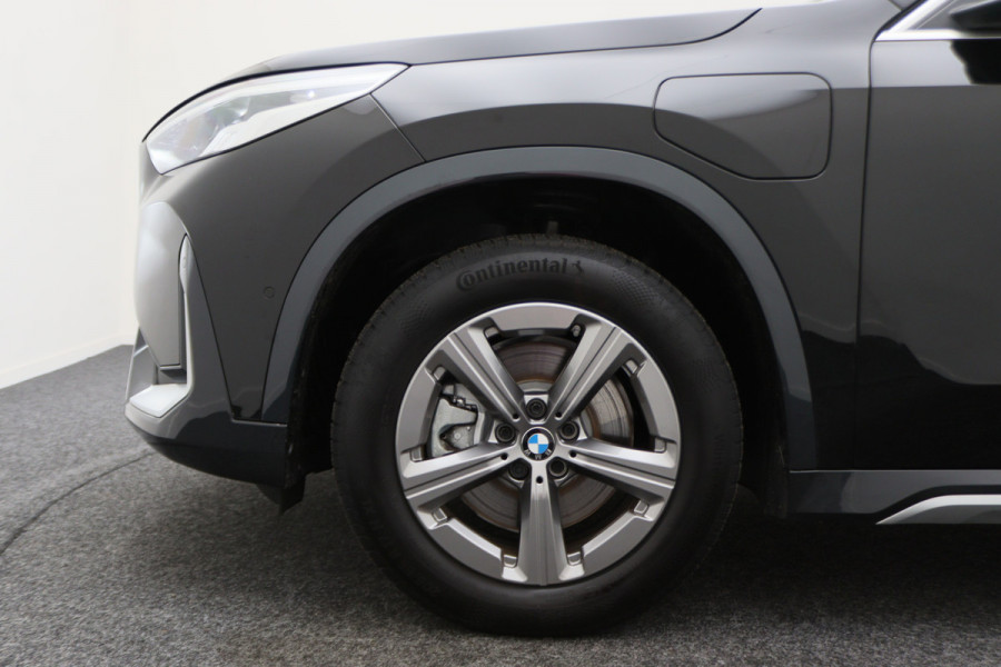 BMW X1 xDrive25e Leer, Camera, Sfeerverlichting, Apple Carplay, PDC