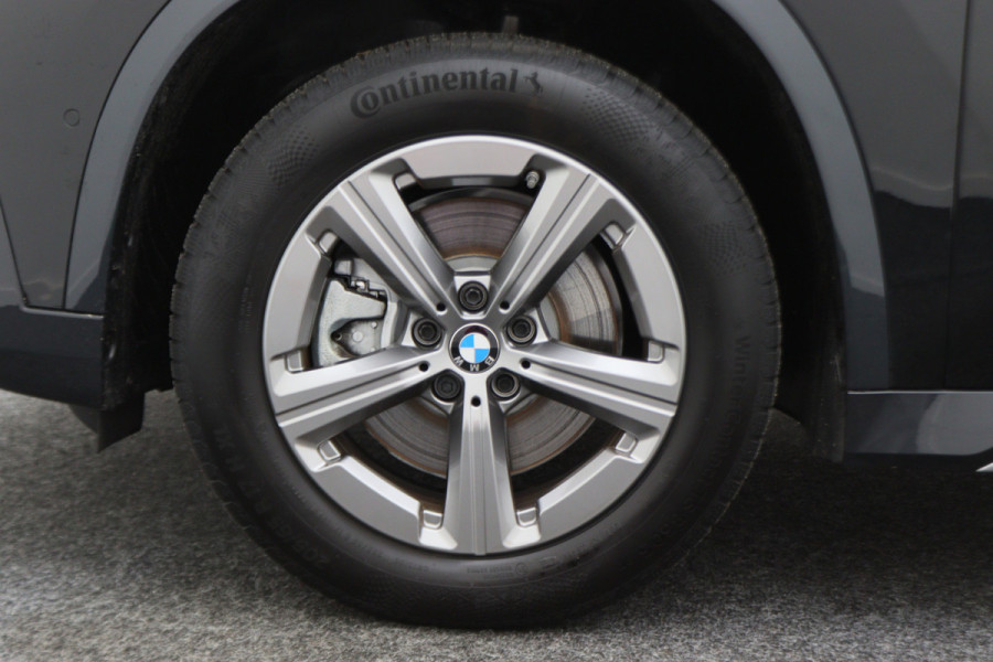 BMW X1 xDrive25e Leer, Camera, Sfeerverlichting, Apple Carplay, PDC