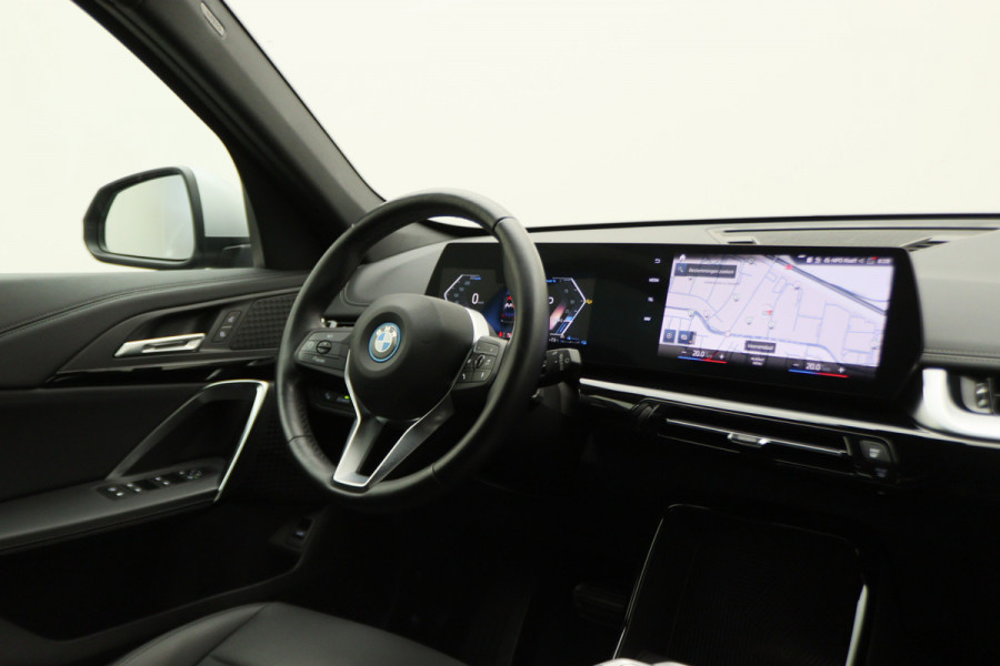 BMW X1 xDrive25e Leer, Camera, Sfeerverlichting, Apple Carplay, PDC