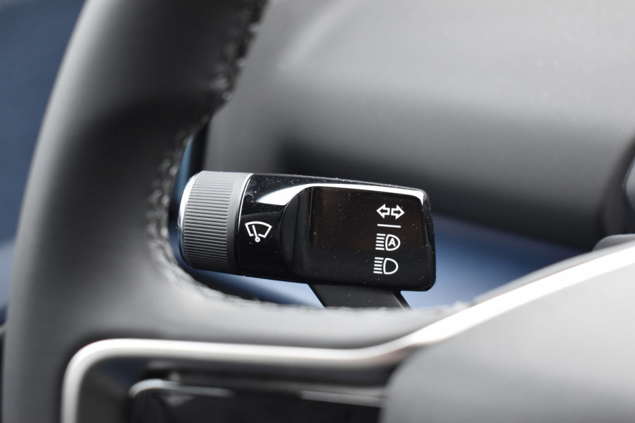 Volvo EX30 Extended Range Plus 69 kWh | 7000,- korting | Apple carplay | 20" velgen | H&K Audio | ACC | BLIS | Camera |