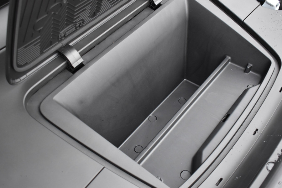 Volvo EX30 Extended Range Plus 69 kWh | 7000,- korting | Apple carplay | 20" velgen | H&K Audio | ACC | BLIS | Camera |