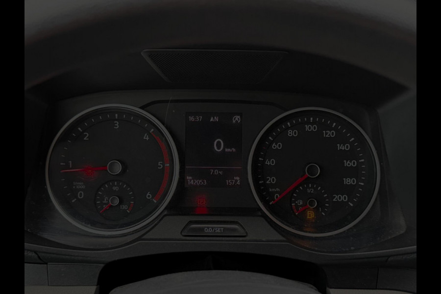 Volkswagen Crafter 35 2.0 TDI 140PK L3H3 Highline / Trekhaak / Camera / App connect