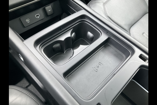 Land Rover Defender 110 2.0 P400e 110 X-Dynamic HSE Pano Full Navi Trekhaak Meridian