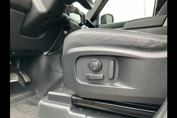 Land Rover Defender 110 2.0 P400e 110 X-Dynamic HSE Pano Full Navi Trekhaak Meridian