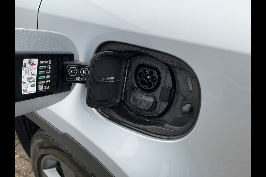 Land Rover Defender 110 2.0 P400e 110 X-Dynamic HSE Pano Full Navi Trekhaak Meridian