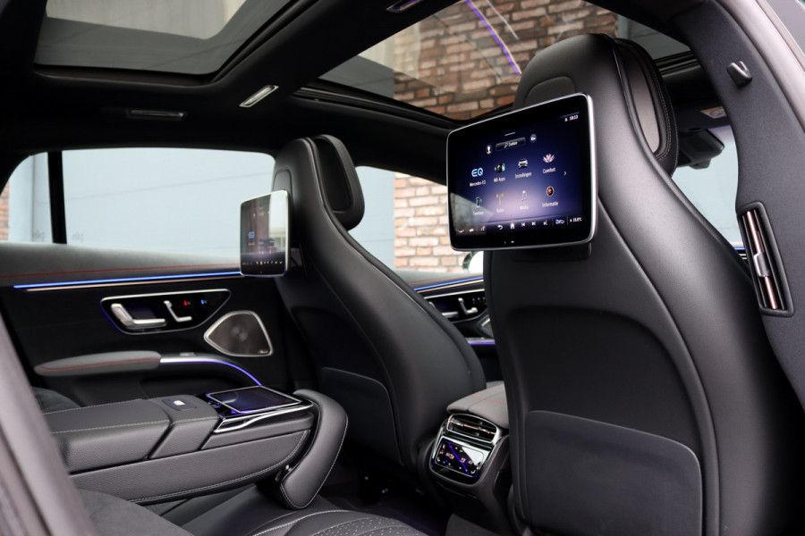 Mercedes-Benz EQS 500 4MATIC AMG Line 108 kWh | Luchtvering | Achterasbesturing | Distronic+ | Memory | Nekverwarming | Massage | Entertainment Achter+ | Verwarmd Stuurwiel | HUD | Burmester | Panoramadak | Digital Light |